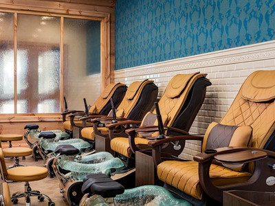 Pedicure chairs in the spa